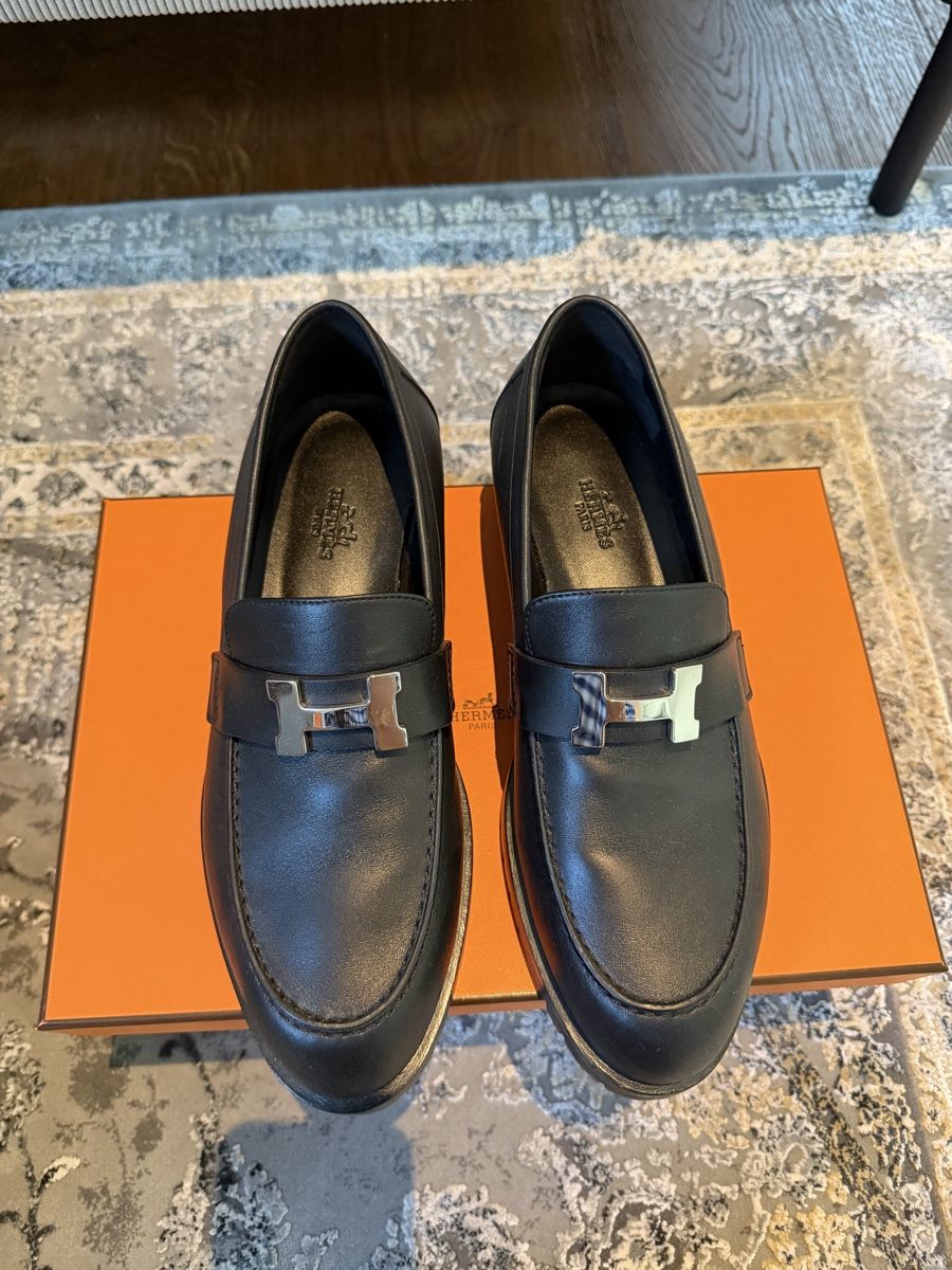 Hermès Damenschuhe: Hermes Loafers – Neu und originalverpackt aus Gossau ZH von shpresa105