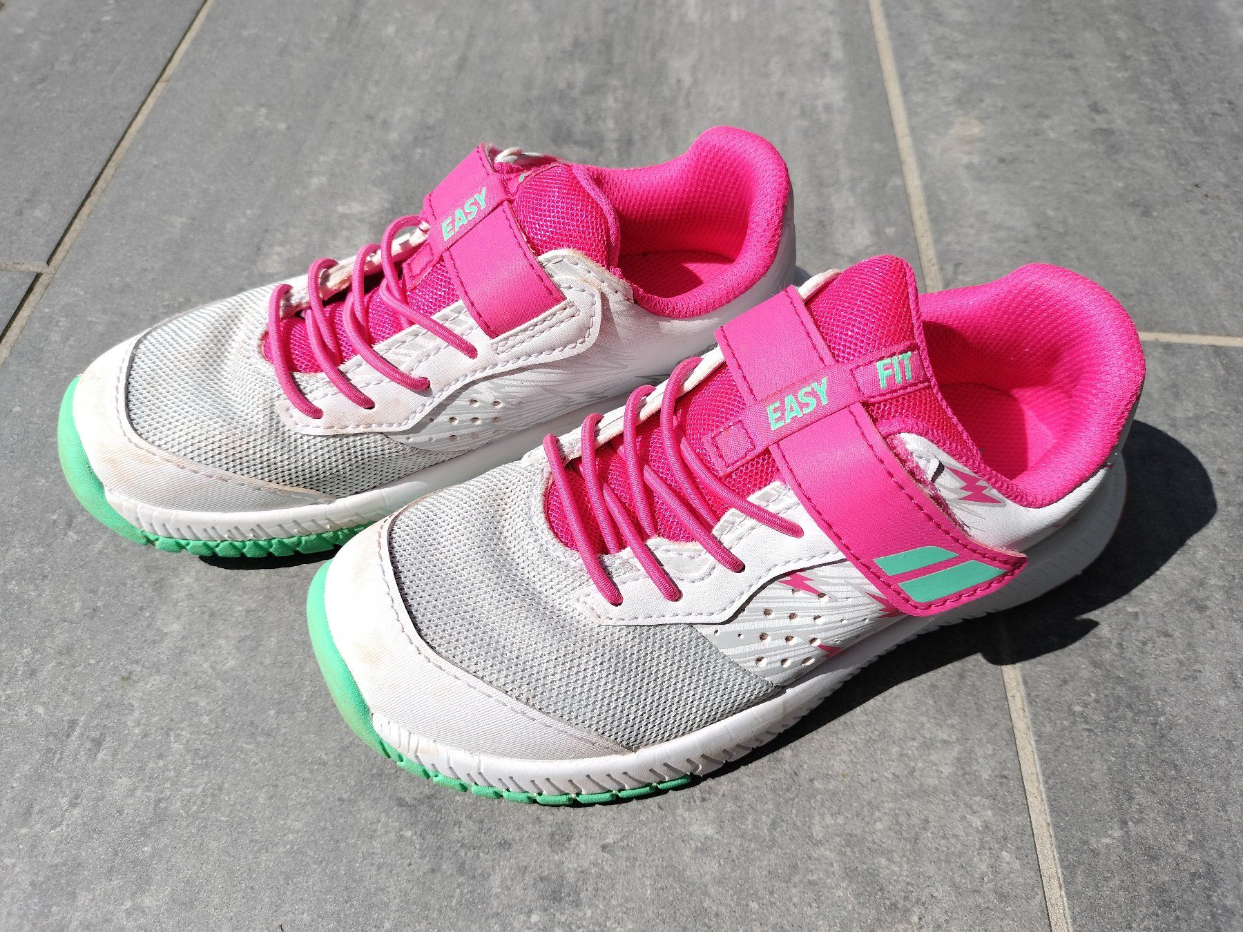 Babolat Scarpe per ragazze: Turnschuh Babolat Grösse EU 30 – Usato da Neftenbach venduto da TheKringel