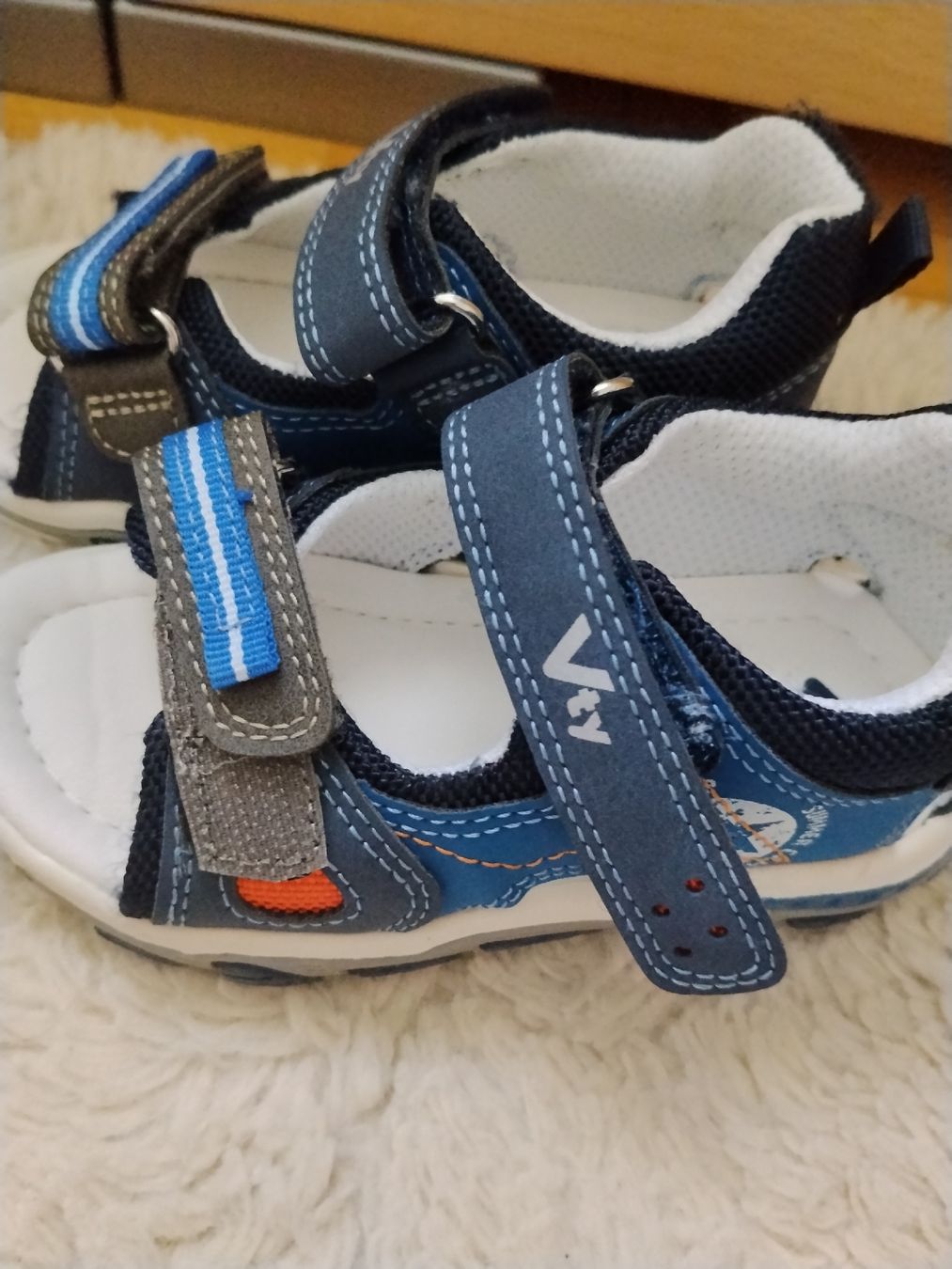 Scarpe per ragazzi: Vty Sandalen, Grösse 22 – Nuovo (secondo la descrizione) da Kloten venduto da Pacanda 1