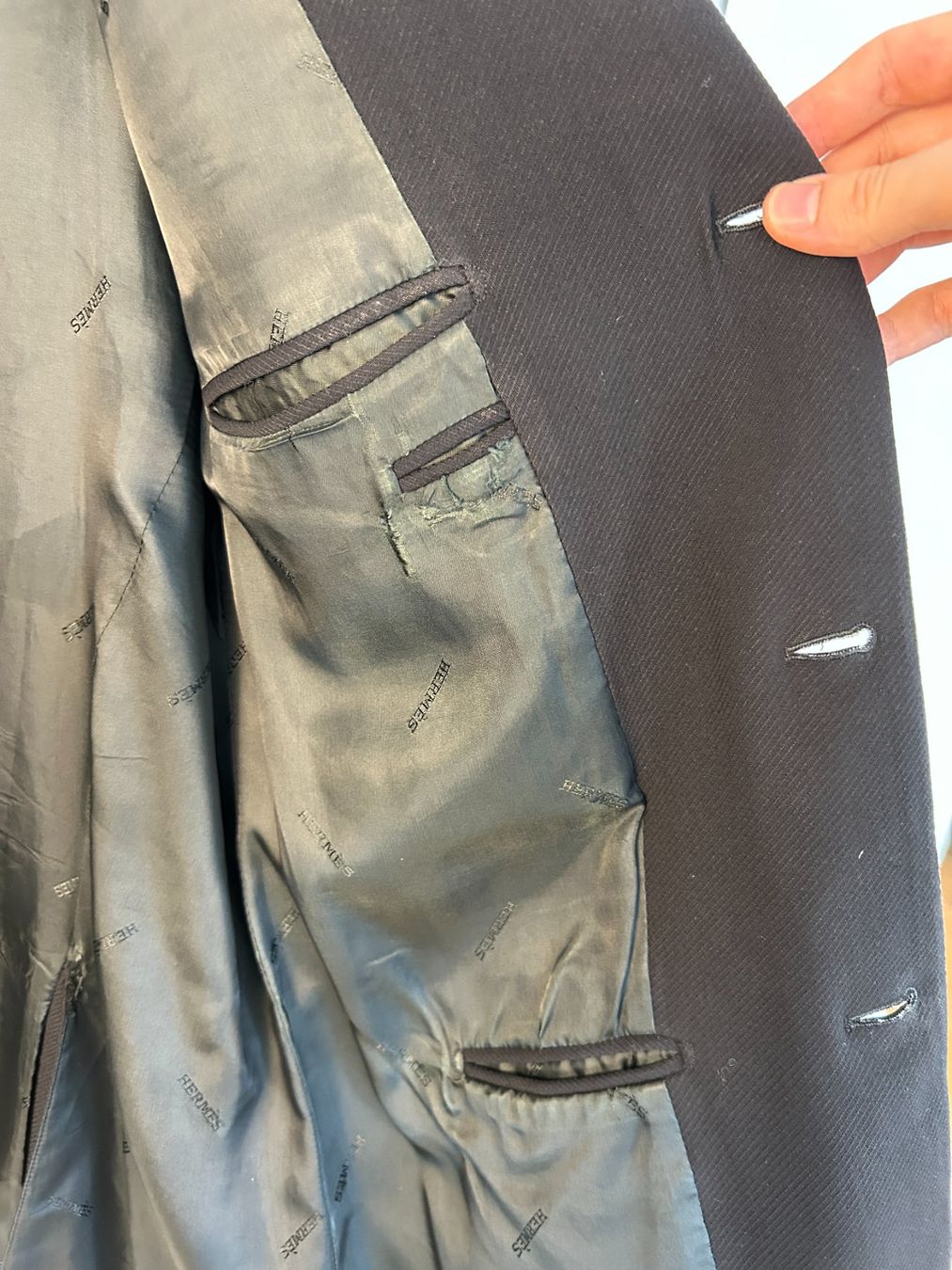 Hermès Jacken: Hermès Black Silver Button Blazer – Gebraucht aus Bern von kurtikobolt74 5