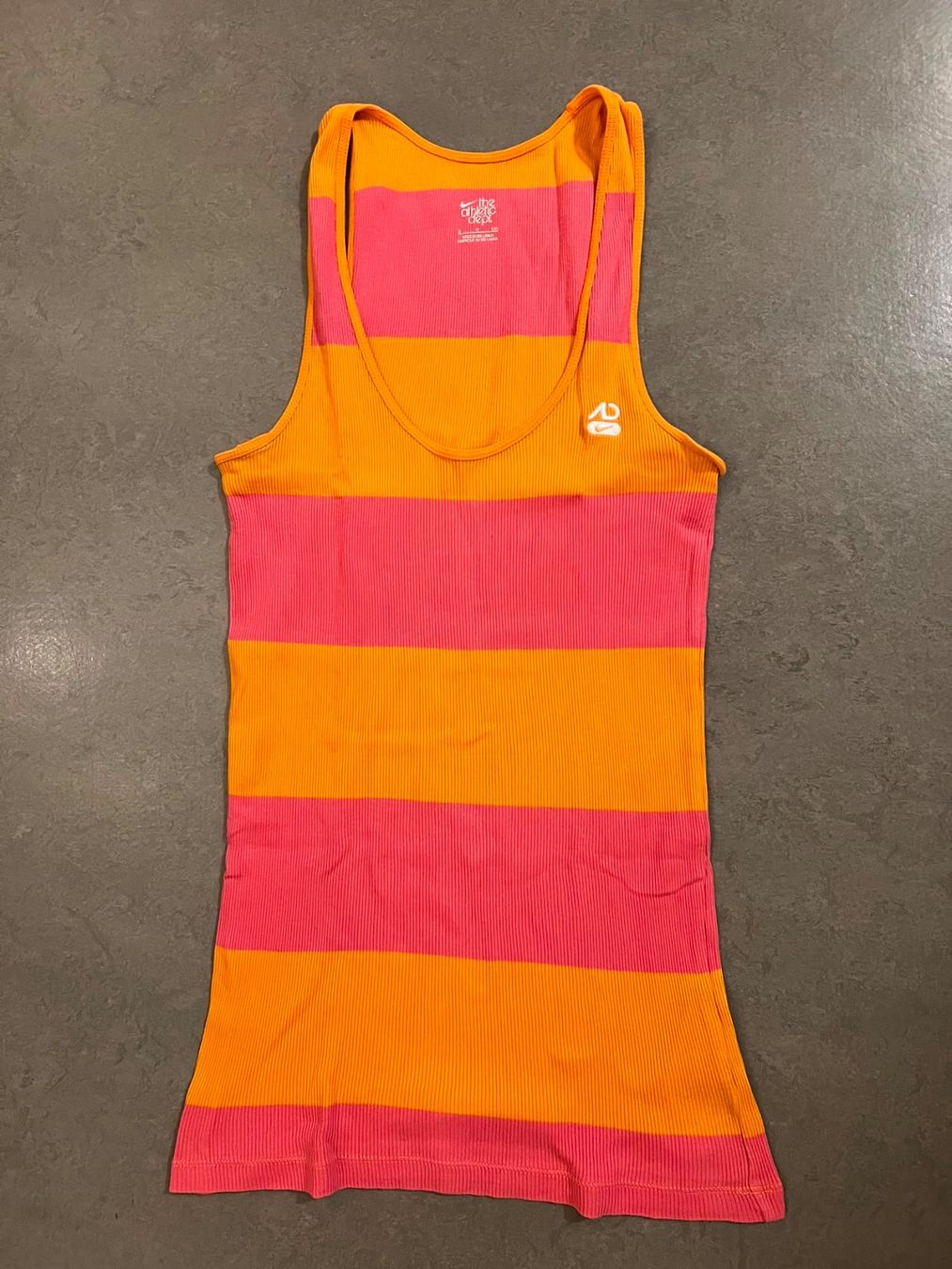 Lots de vêtements: 6 Teilliges Kleideroaket – D'occasion à Zürich par Ivona3 3