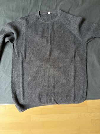 Pullover grey knit size M used condition