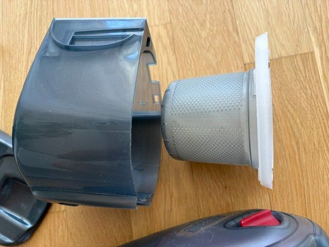 Staubsauger & Zubehör: Handstaubsauger BLACK & DECKER aufladbar – Gebraucht aus Zürich von Sonnenblume_65 6