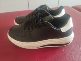 Super leichte Sneaker mit Plateau, Grösse 37 - Top Zustand!