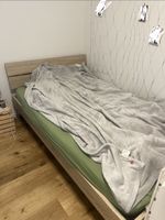 Bett