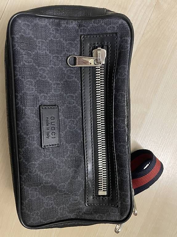 Gucci Borse: Gucci Umhängetasche Supreme – Usato da Augst BL venduto da nike_7