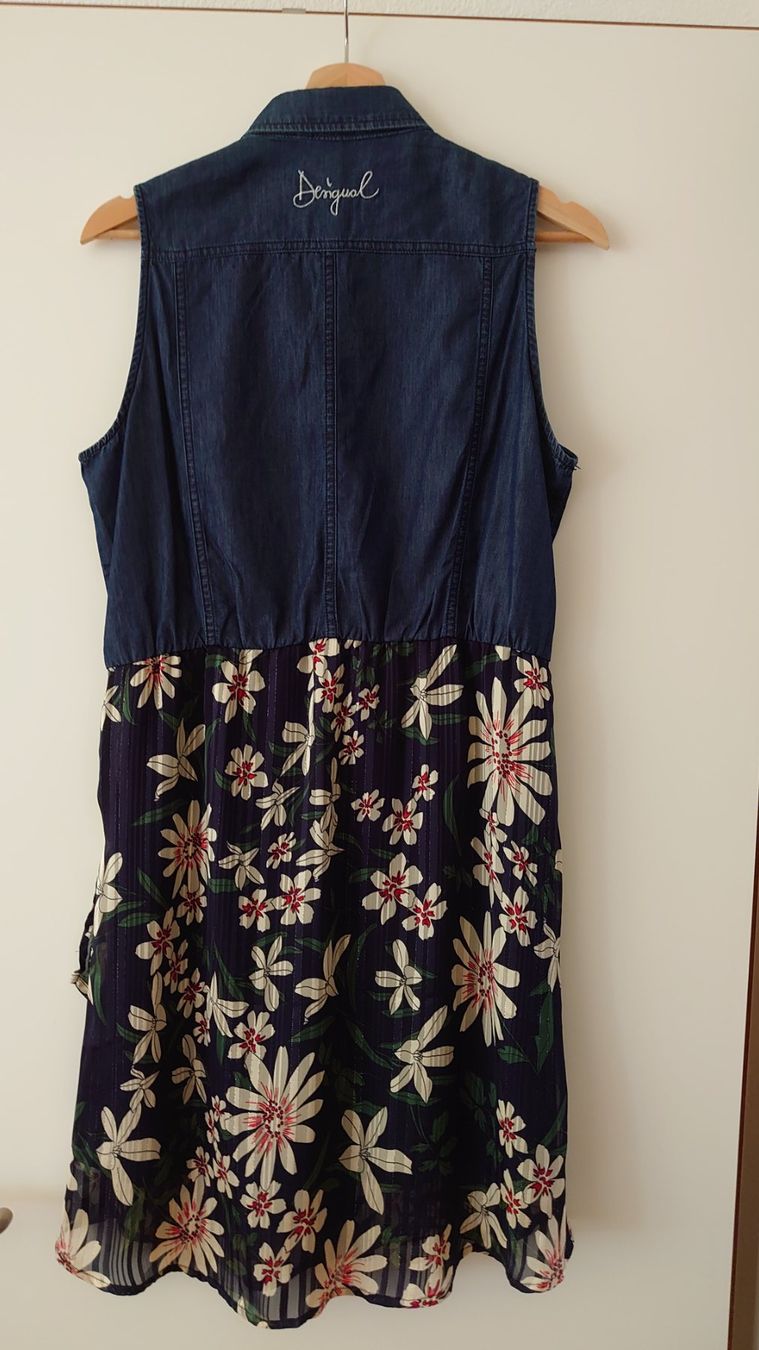 Desigual Robes: Desigual Sommerkleid Grösse 38 – D'occasion à Männedorf par kakischusser 2