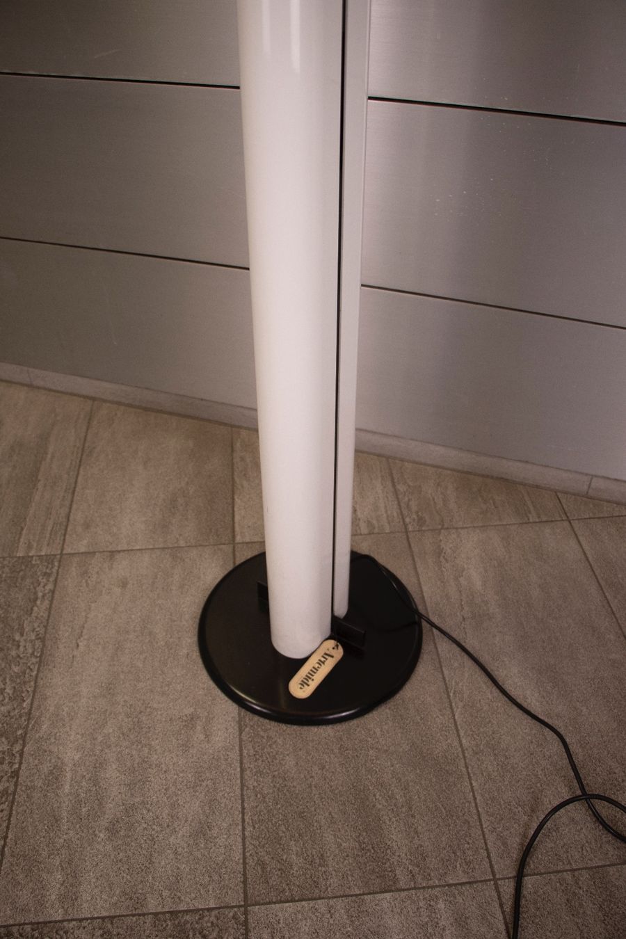 Artemide Lampen: Artemide Megaron Stehleuchte – Gebraucht aus Zollikerberg von N_a_c_h_l_ass_ZH 3