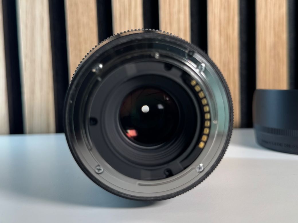 Sigma Objektive: Sigma 16mm F1.4 Sony E Mount – Gebraucht aus Würenlos von tif3 5