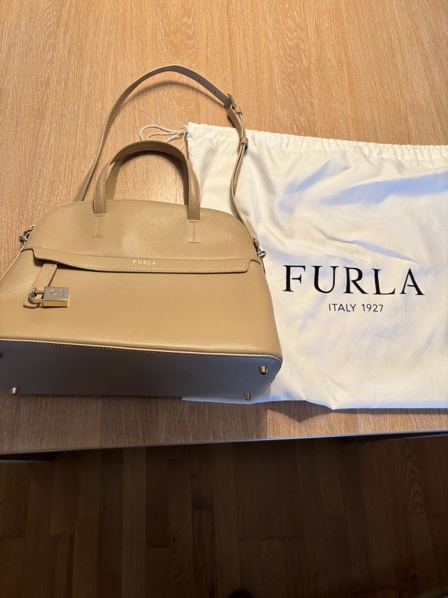 Furla Borse da donna: Handtasche Furla – Nuovo e nell'imballaggio originale da Brüttisellen venduto da Perrier1961