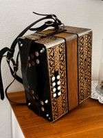 schönes Hohner Örgeli, neuwertig, 8 Bässe, schöner Klang