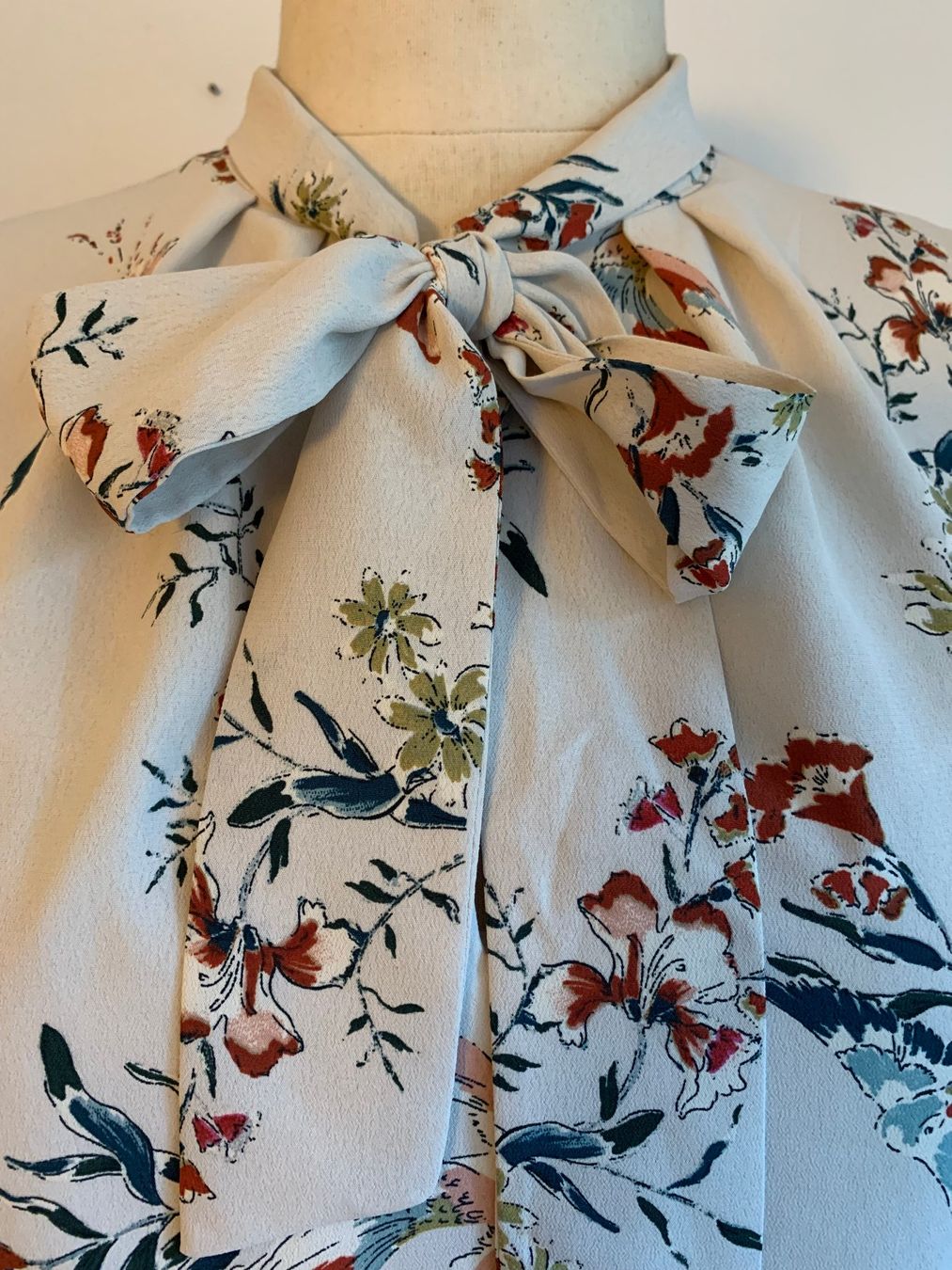 Camicette: Bluse ärmellos – Usato da Winterthur venduto da Drachenrose 1