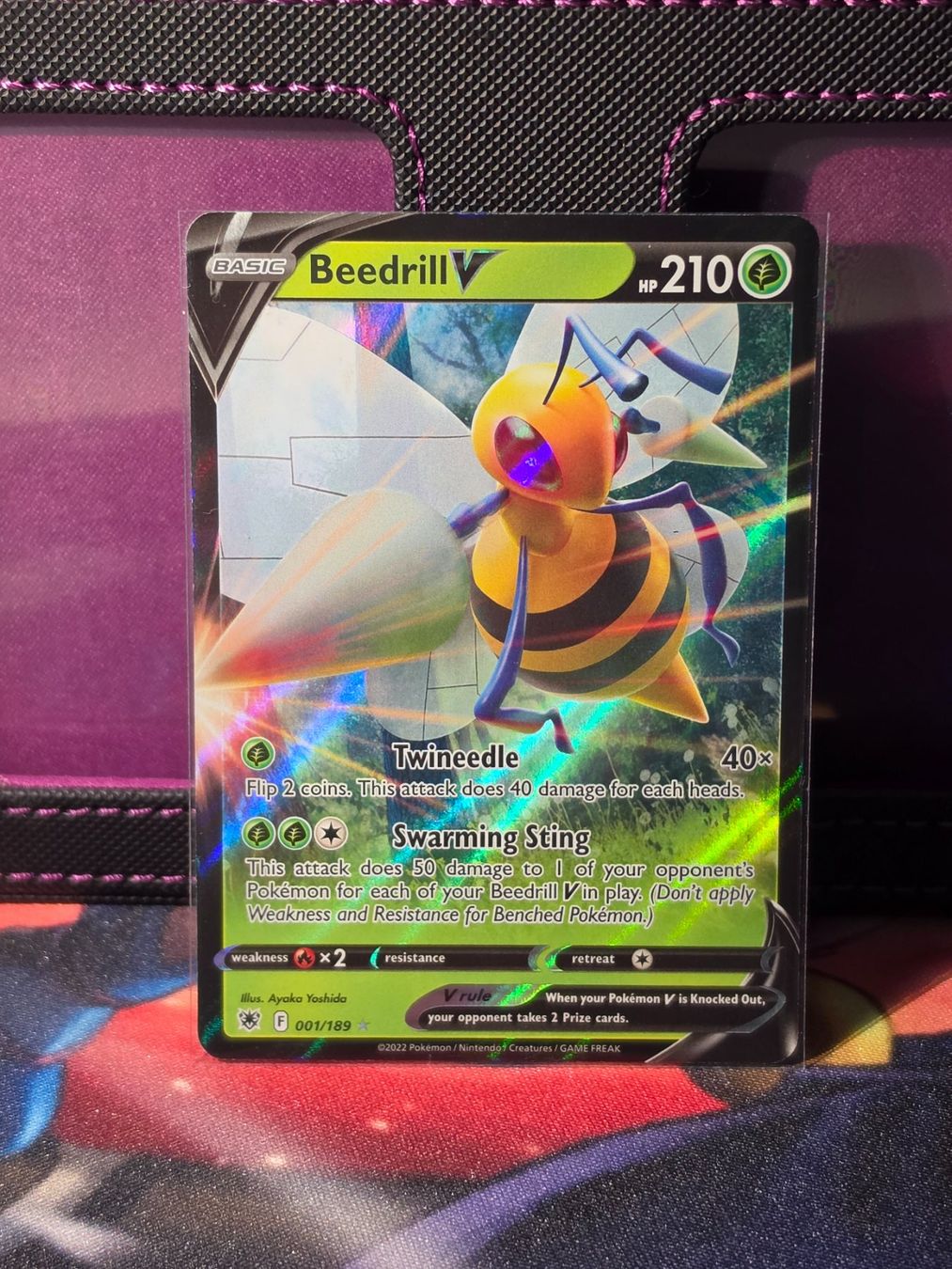 Pokémon Cartes à collectionner: Beedrill V 001 – D'occasion à Binningen par oscark77