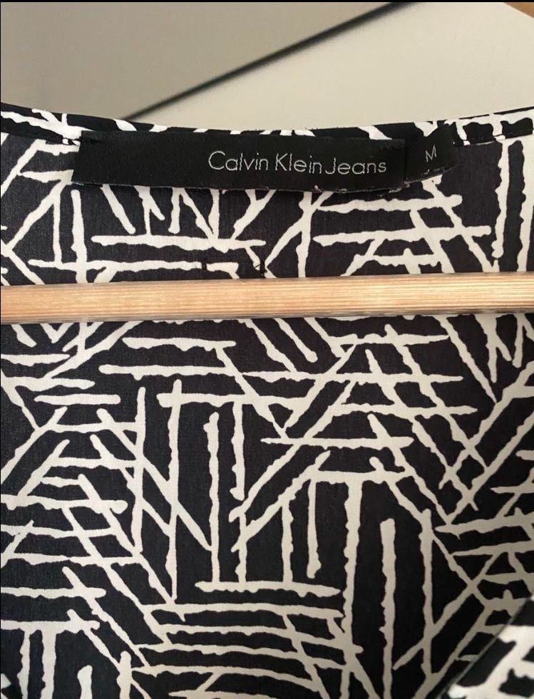 Calvin Klein Kleider: Calvin Klein Kleid gr. 42 – Gebraucht aus Wald ZH von Slaste