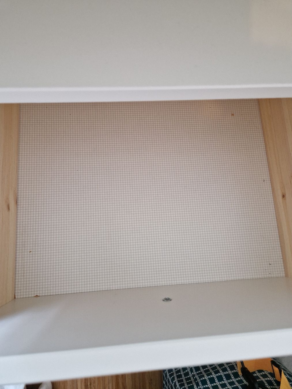 Comodini: Weiss Nachttisch mit Schublade – Usato da Wittenbach venduto da garbis 1