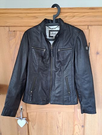 Lederjacke schwarz 