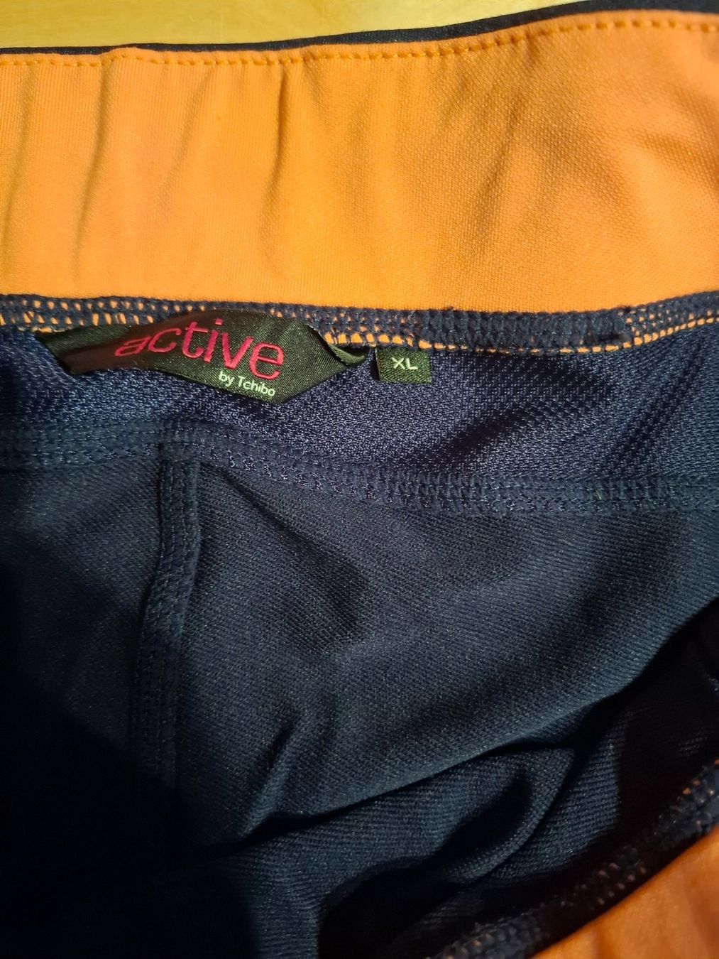 Hosen: Sport-Shorts Active, Dunkelblau Grösse XL – Gebraucht aus Münchenbuchsee von Twertor 1