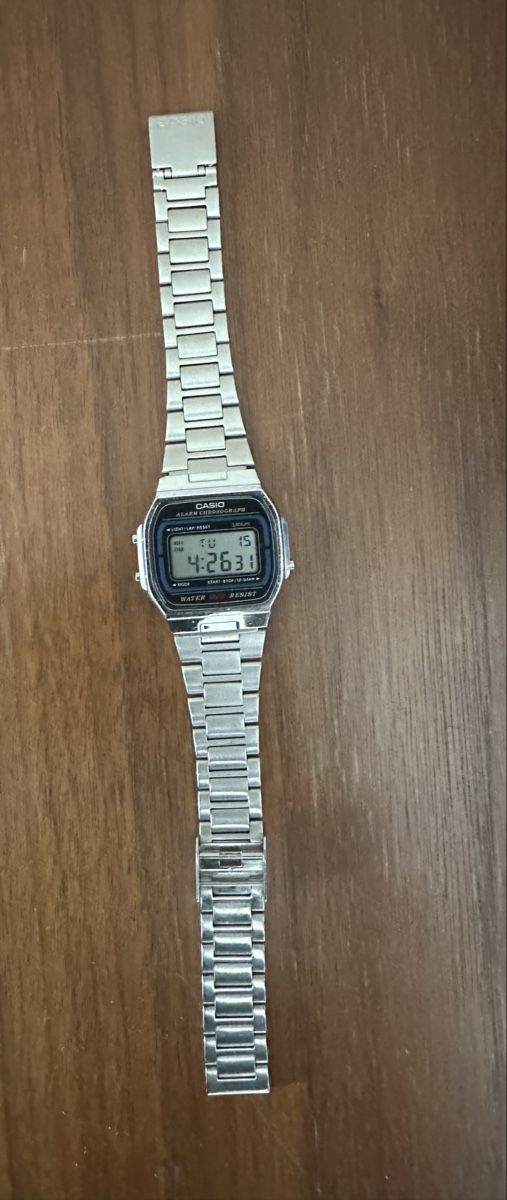 Casio Orologi: Casio RetroUhr silber – Usato da Dietikon venduto da sal_zdn5