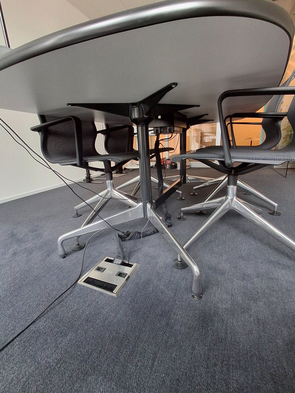 Vitra Tavoli: Konferenztisch – Usato da Pfäffikon SZ venduto da adm_mkv7 1