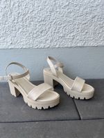 Bata Pantolette hoch
