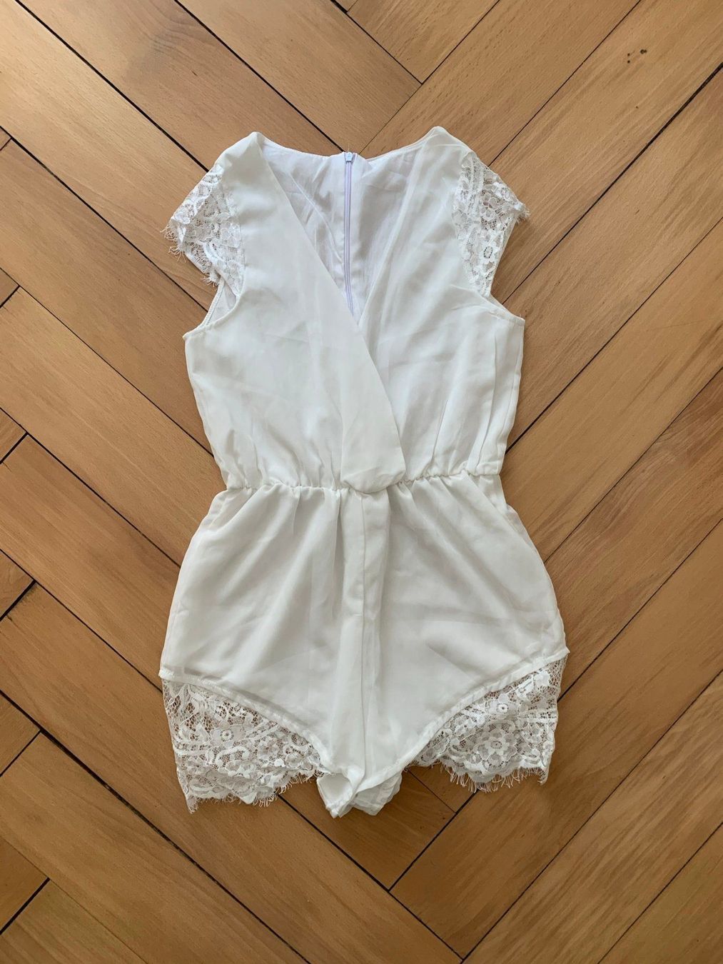 Tute: Jumpsuit Einteiler weiss - S – Usato da Zürich venduto da Diazaio
