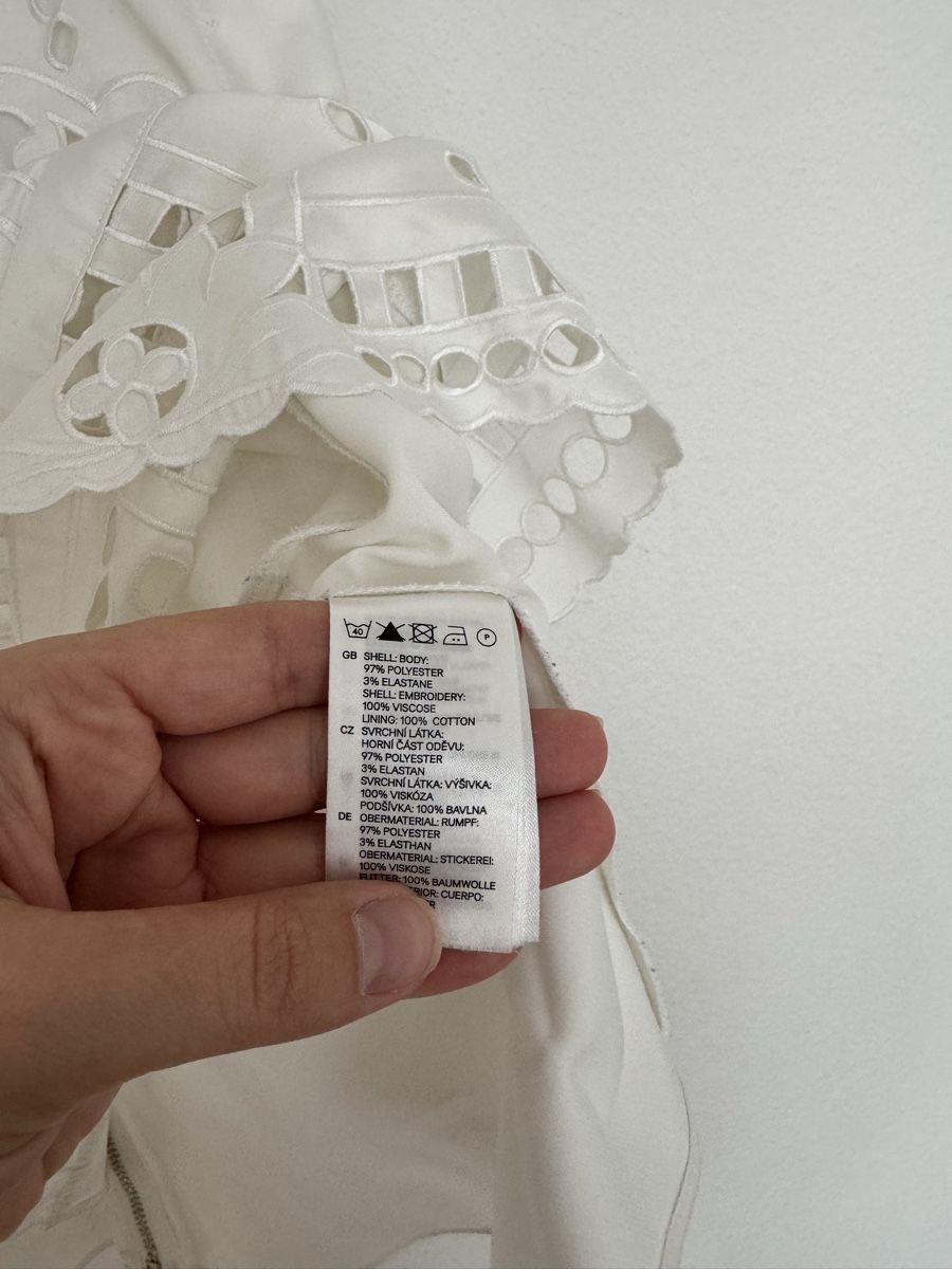 H&M Blusen: Weiße Satin-Spitzenbluse, S – Gebraucht aus Uetikon am See von happywishes 3