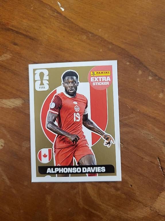 Carte collezionabili: Extrasticker Alphonso Davies Gold Panini – Usato da Rheinfelden venduto da ire_dby2 2