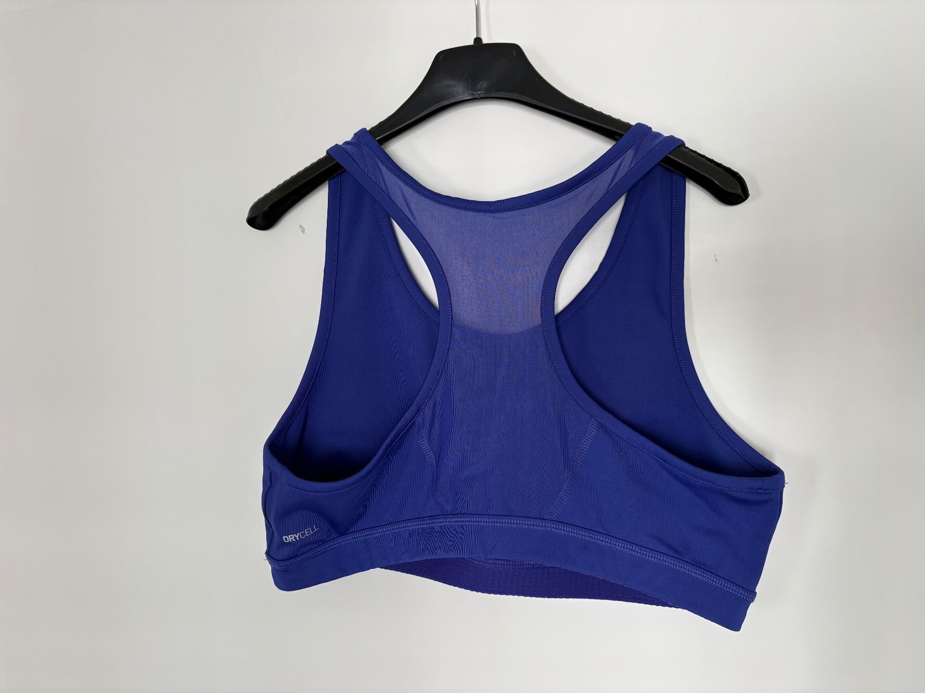 Puma Top: PUMA Sport bra - Size L - never worn – Usato da Muzzano venduto da Sidney_3 1