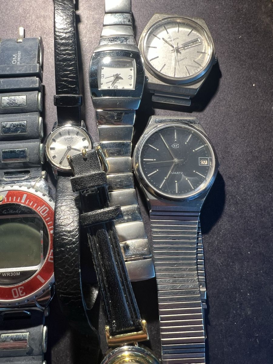 Orologi: Uhren für Bastler – Usato da Laufen venduto da groove60 3