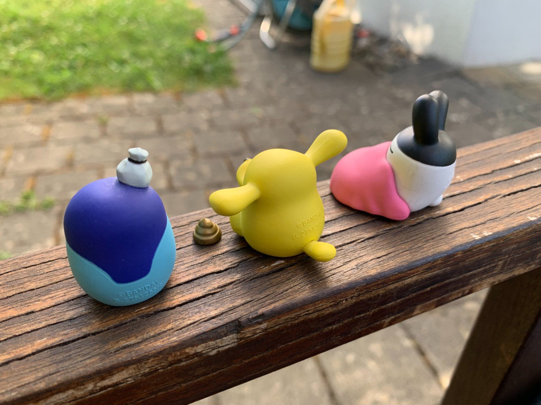 Bandai Statuette: Set von drei Tamagotchi Figuren – Nuovo (secondo la descrizione) da Hochfelden venduto da mmww.97 3