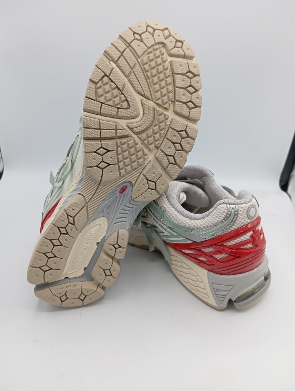 New Balance Scarpe da uomo: New Balance 1906A (EU40) – Nuovo e nell'imballaggio originale da Schaffhausen venduto da outlez 6