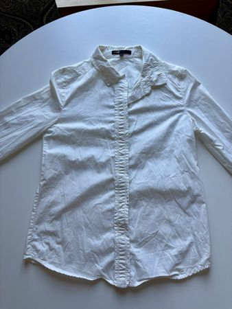 Maje Bluse weiss mit besonderem Kragen T1
