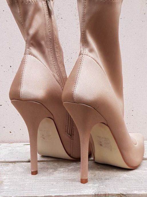 Scarpe da donna: 39 - Grösse, Textilstretch High Heels Stiefeletten – Usato da Nottwil venduto da echtMOMO 5