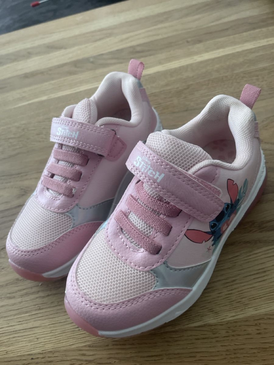 Scarpe per ragazze: Kinder Turnschuhe rosa Grösse 27 mit Leuchten – Nuovo (secondo la descrizione) da Worben venduto da celine_1