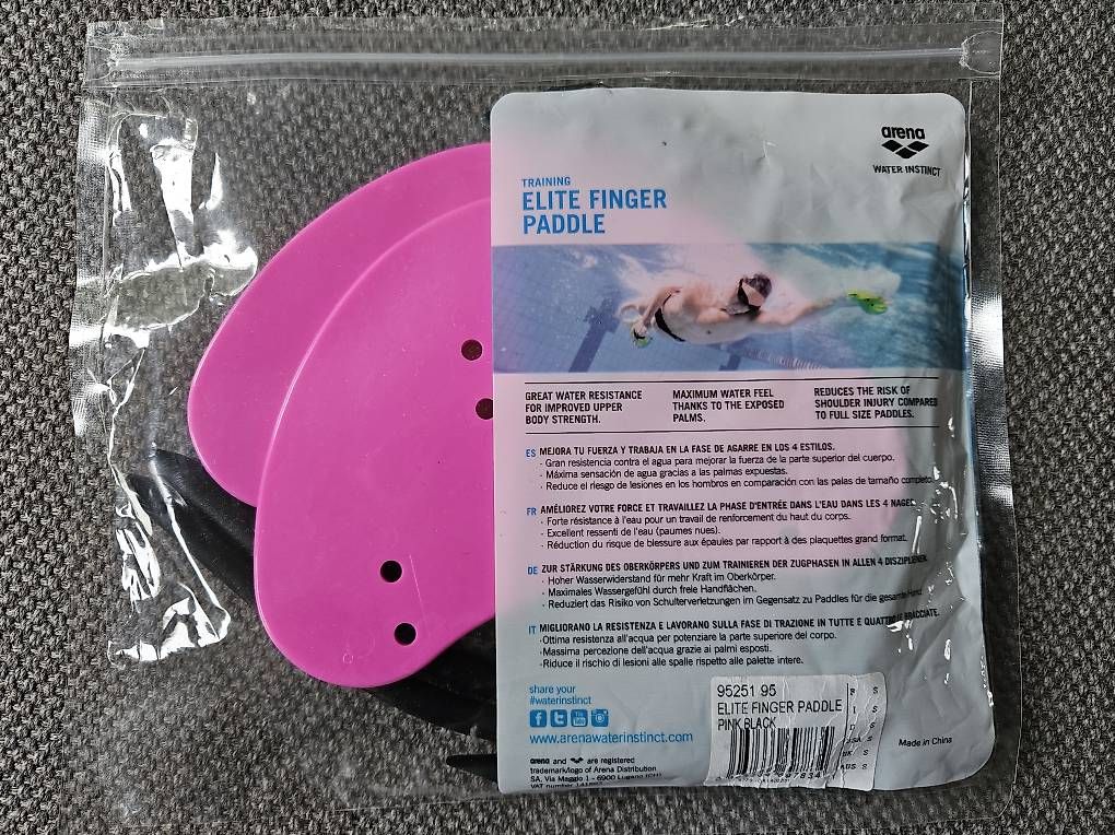 Piscine: Schwimmpaddles - Arena - S – Nuovo e nell'imballaggio originale da Herrenschwanden venduto da banmacabu 1