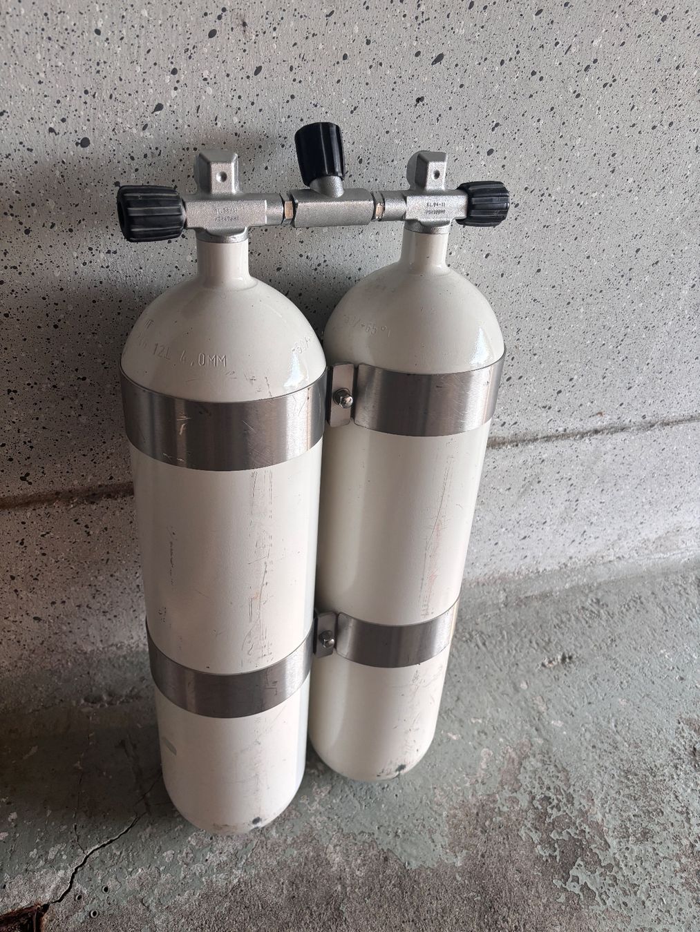 Bombole da sub: Doppel 12l - DIR Doppelgerät - TMX 16/55 – Usato da Amriswil venduto da Bartender 1