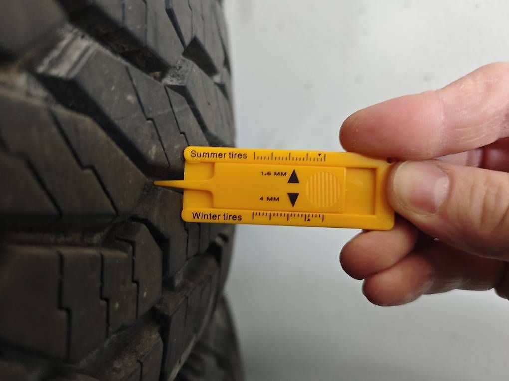 Altro in Scrittura & Disegno: Pneus Bridgestone Dueler All Terrain – Usato da Saxon venduto da Bastien.vial 4