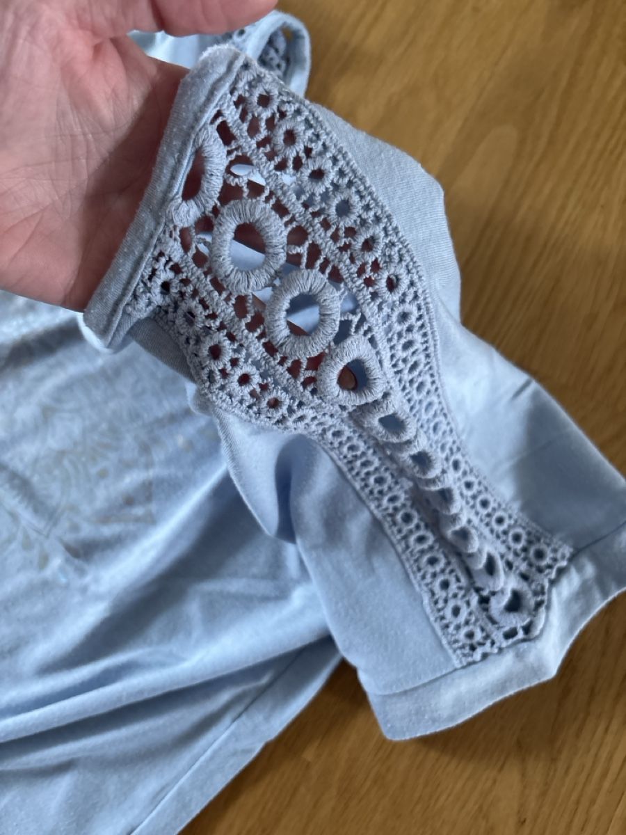 T-shirt: T-Shirt hellblau Mandala Grösse S – Usato da Rünenberg venduto da ZwergLi100 2