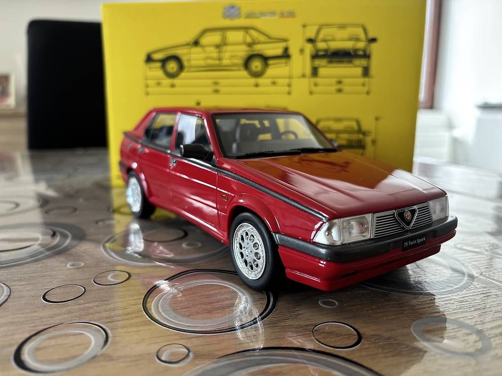 Modellini d'auto: Alfa Romeo 75 1/18 – Usato da Lodrino venduto da angeloige