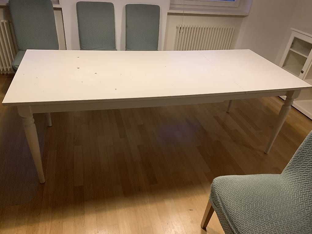 Tables: Tisch – D'occasion à Wetzikon ZH par campoliana