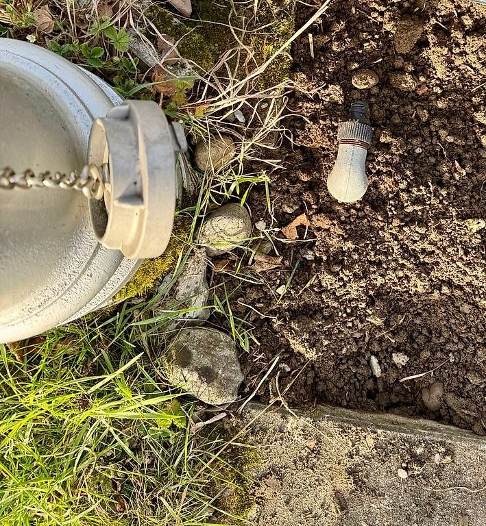 Estintori: Hydrant VonRoll - Wasserverteiler Garten – Usato da Riedtwil venduto da amRing 3