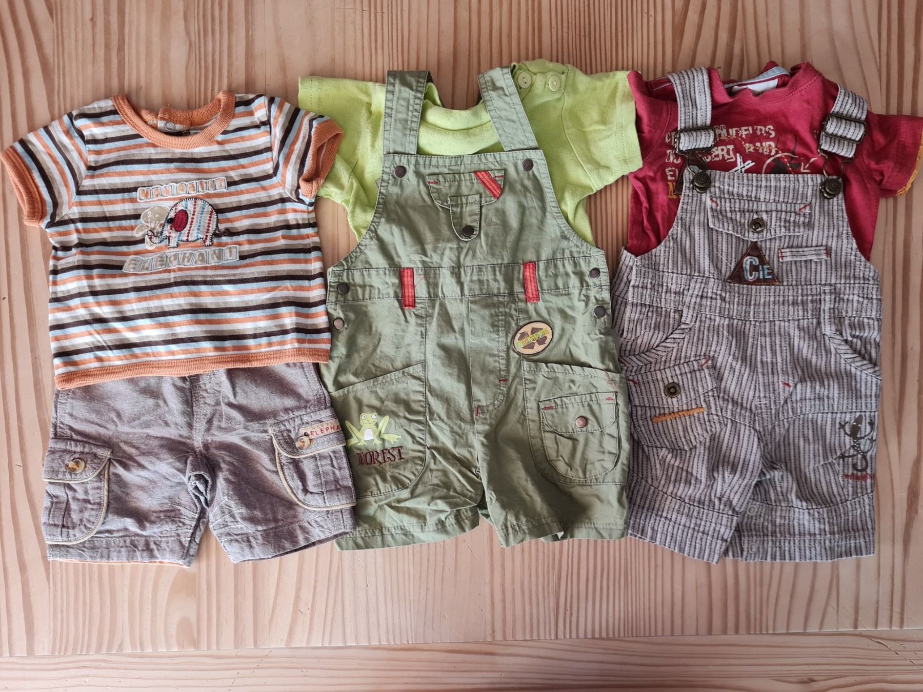 Lotti & Set di vestiti: Lot de vêtements (taille 3 mois) – Usato da Châtelaine venduto da Mariabella