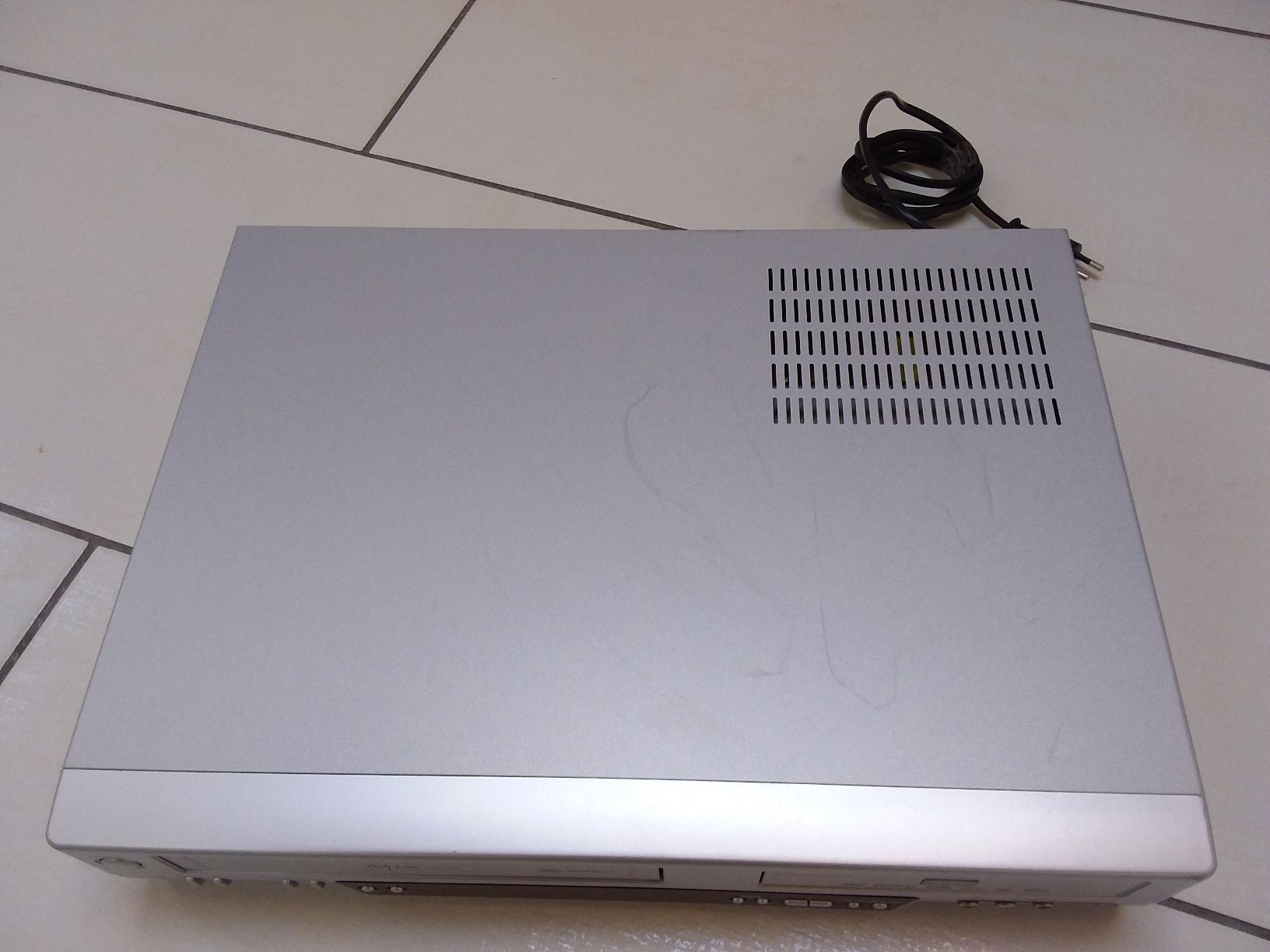 Aufnahmegeräte: VHS DVD Tech Line DVRC 600  – Gebraucht aus Ligornetto von Gurzo 4