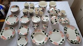 Porzellangeschirr Villeroy&Boch Wildrose 96-teilig gebraucht