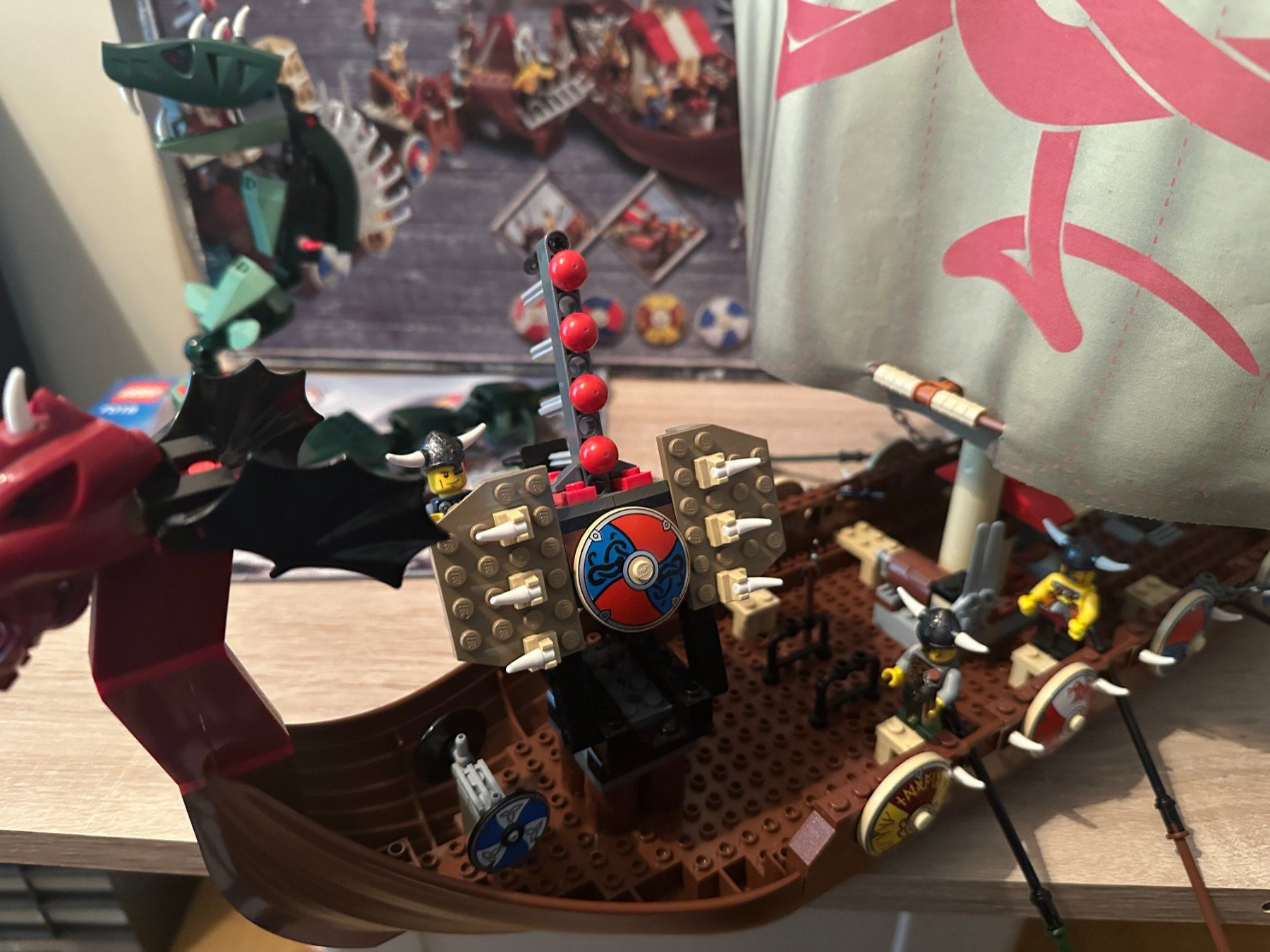 Lego Kit di costruzioni: LEGO 7018 Viking Ship challenges the Midgard Serpent – Usato da Basel venduto da Don-Angel 6