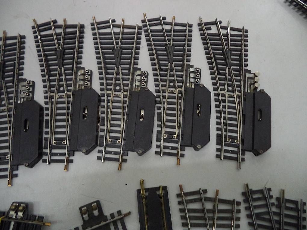 Lima Modellini di ferrovie: LIMA Gleise mit Weichen Elektro – Nuovo (secondo la descrizione) da Rieden AG venduto da Wirth03 3