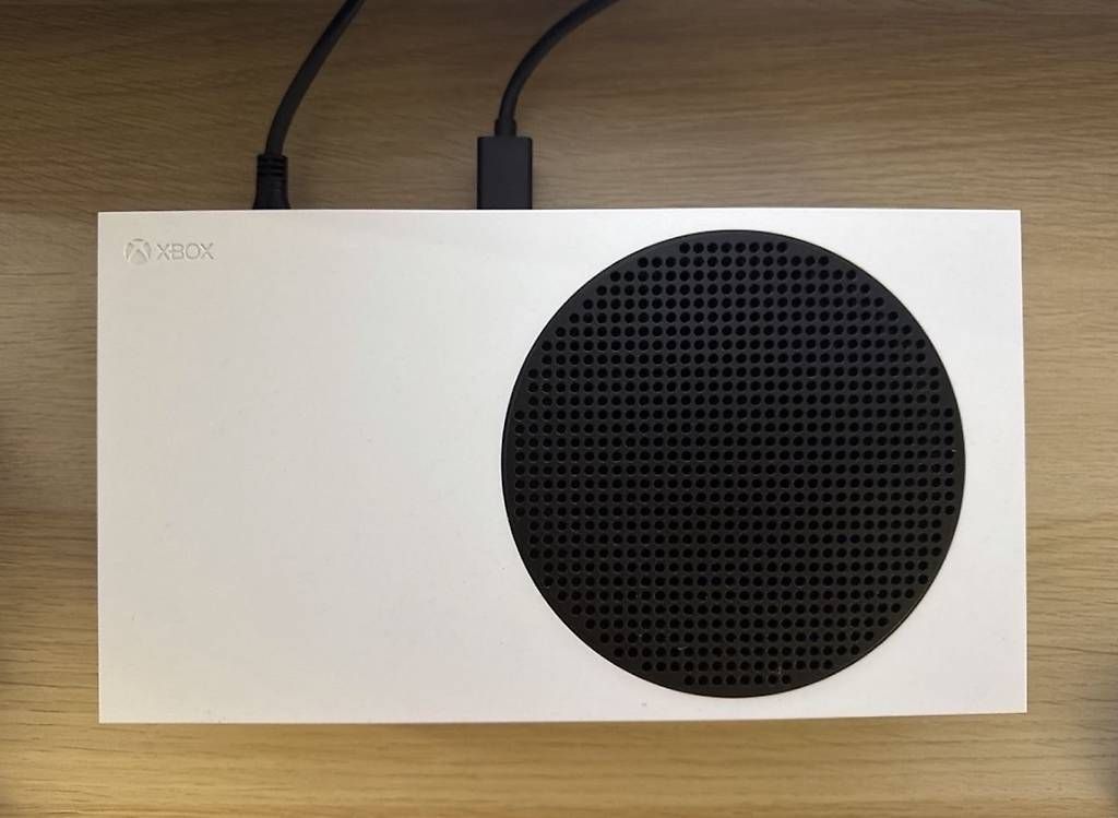 Konsolen: Xbox Series S Konsole in Weiss, – Gebraucht aus Rümlang von wma_7dd9 2