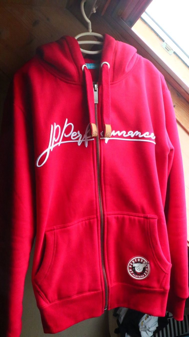 Giacche: Hoodie von JP Performance – Usato da Balsthal venduto da mahe86