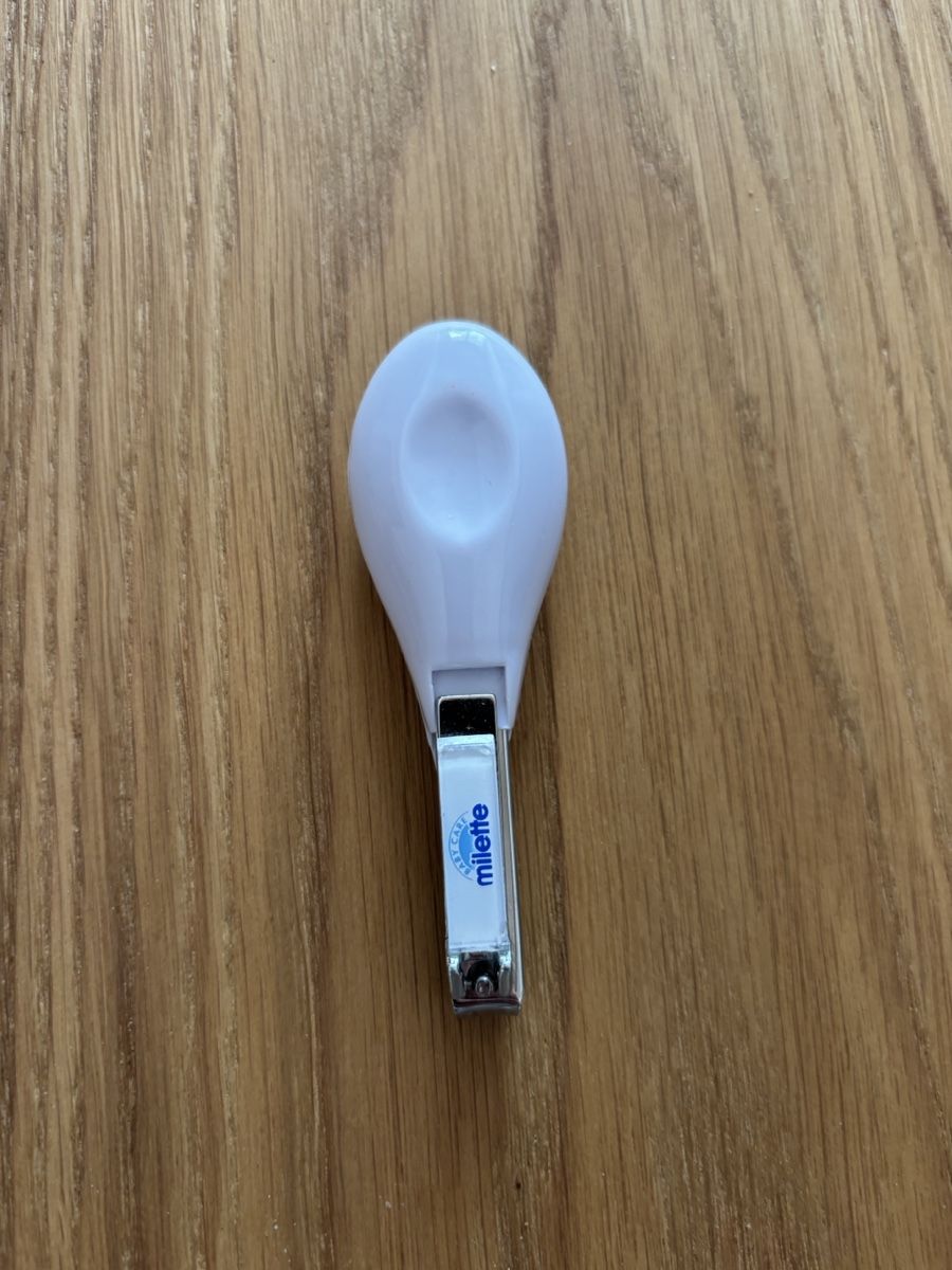 Unghie finte: Milette Baby Nagelschere – Usato da Jegenstorf venduto da Annina0506
