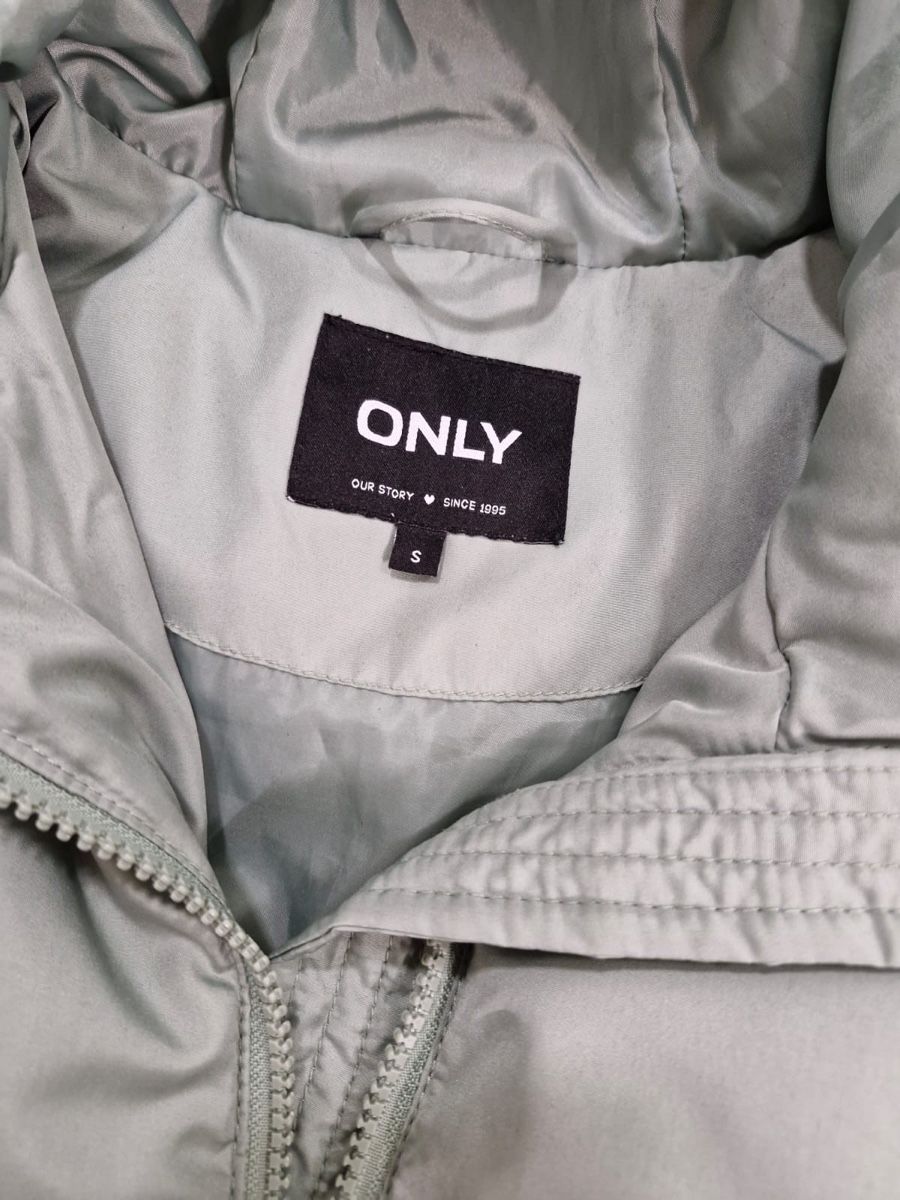 Only Giacche: Winterjacke Only – Usato da Uznach venduto da j.g.gashi